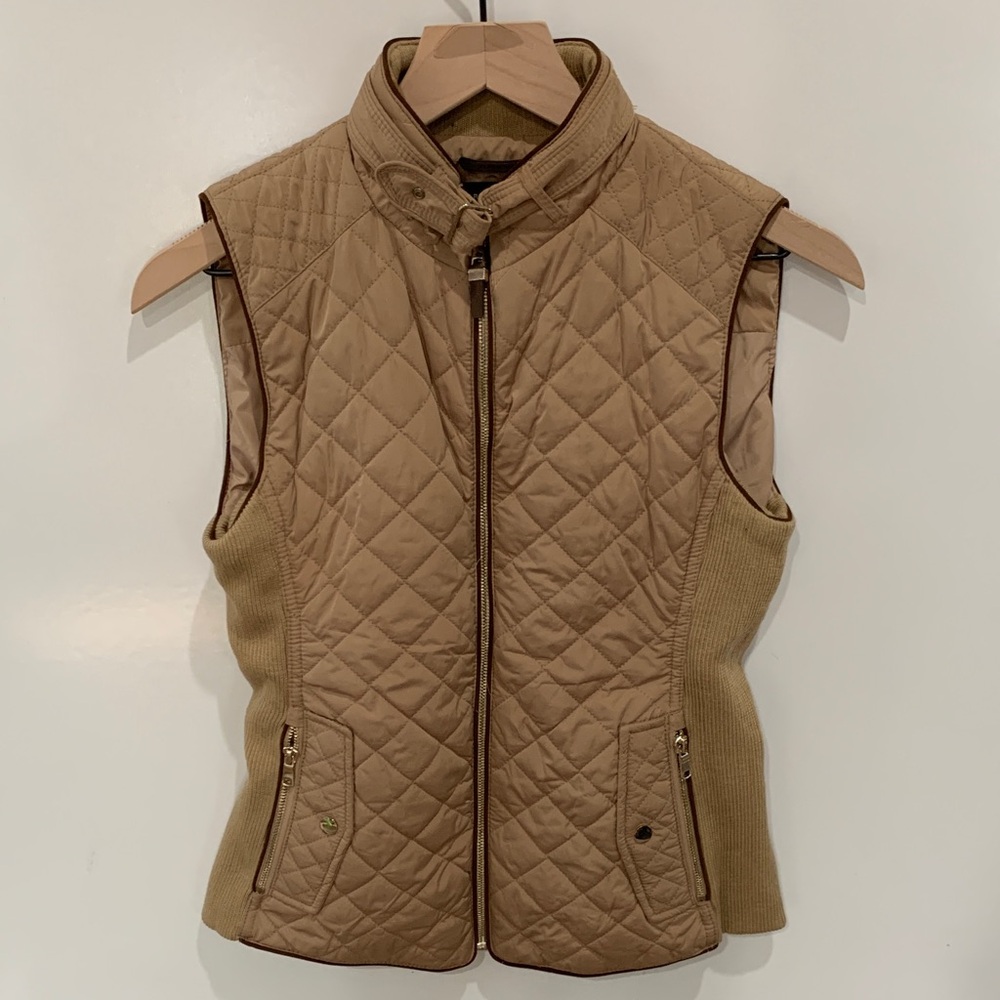 Zara’s woman Quilted Tan Women's Vest size S Like New Layered Capsule